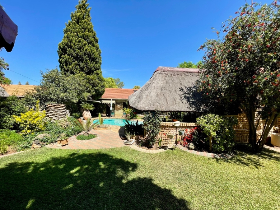 3 Bedroom Property for Sale in Flimieda North West